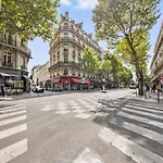 Charming Flat Near The Champs Elysees